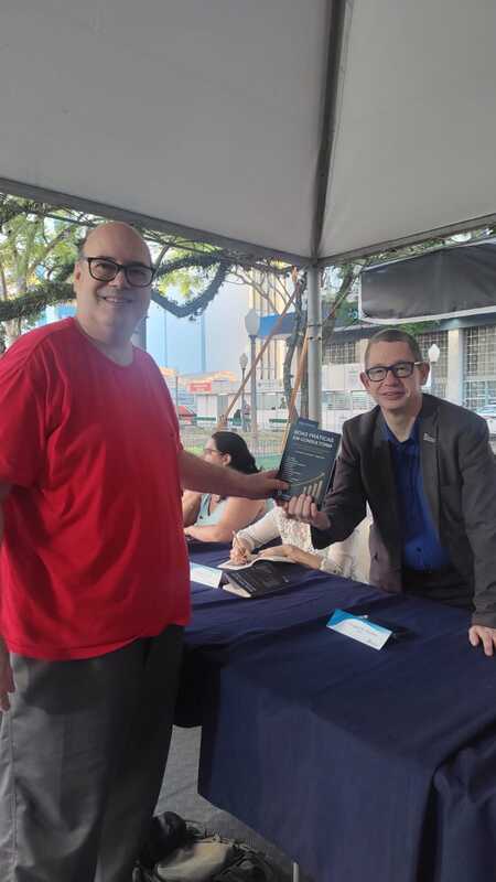 LANÇAMENTO DO LIVRO BOAS PRÁTICAS EM CONSULTORIA NA FEIRA DO LIVRO DE PORTO ALEGRE